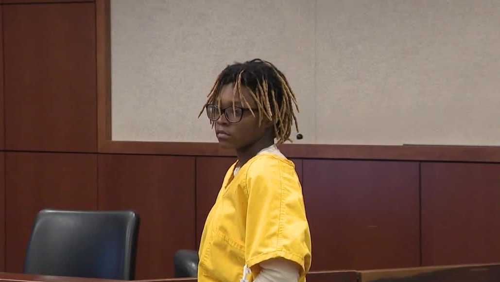 Fight erupts in hallway after hearing for suspect charged in deadly JCPS bus stop shooting