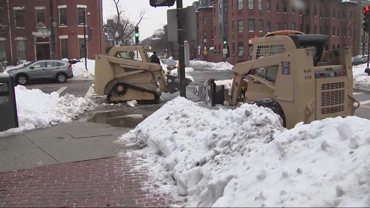 National Guard helps with snow removal in Boston