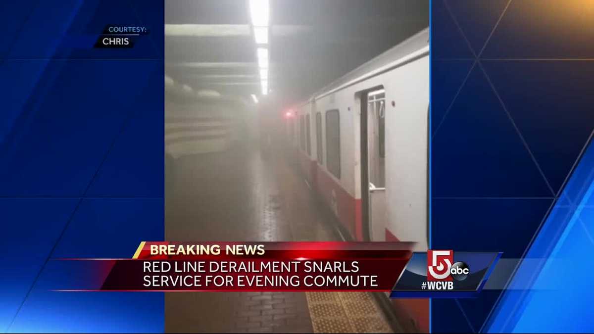 Red Line derailment snarls service for evening commute