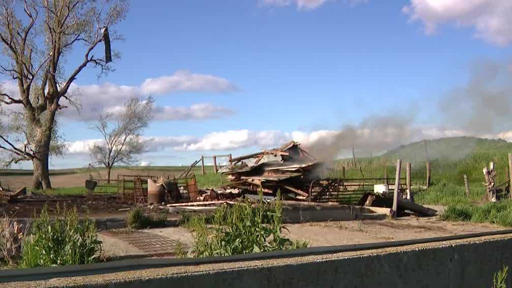 Tornadoes destroyed dozens of headstones in Iowa cemetery - Vimarsana News