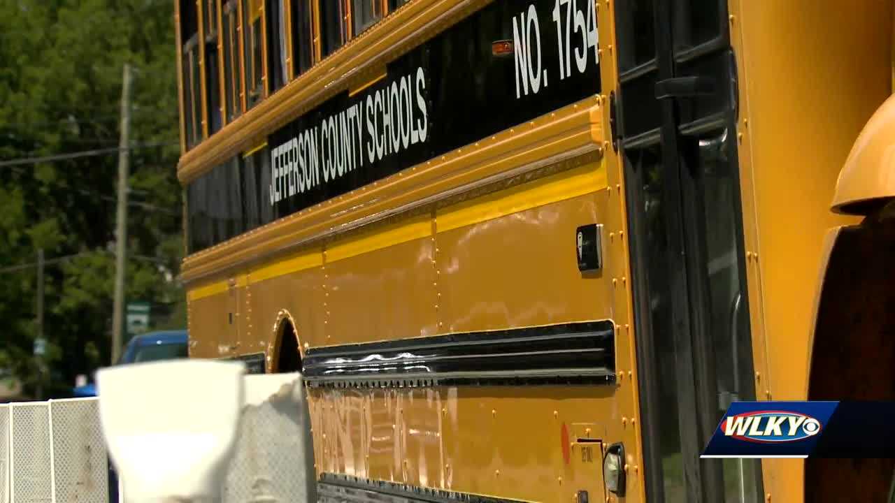 JCPS To Address Bus Route Issues During Fall Break, Union Leader Says