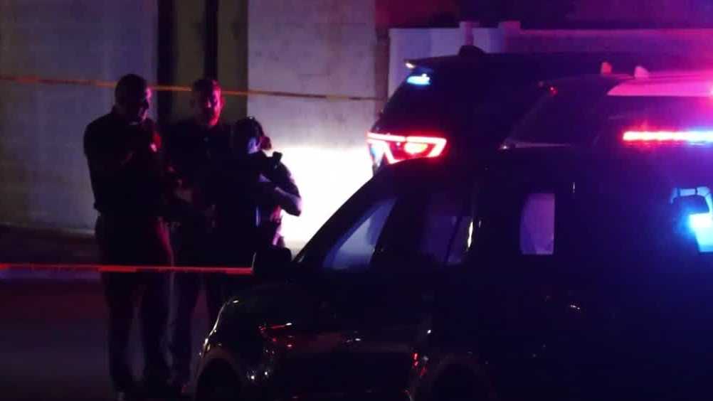 Kissimmee police investigate homicide behind mall; family identifies victim as 17-year-old boy