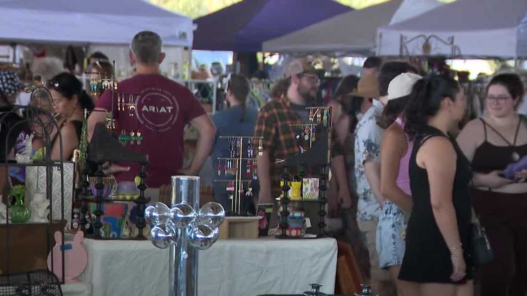 Crowds flock to Fleur de Flea Outdoor Vintage Market at Waterfront Park