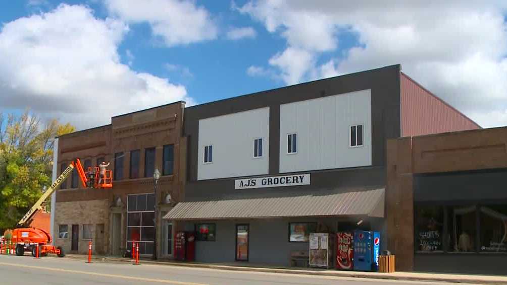 Longtime Woodward grocery store to close its doors for good