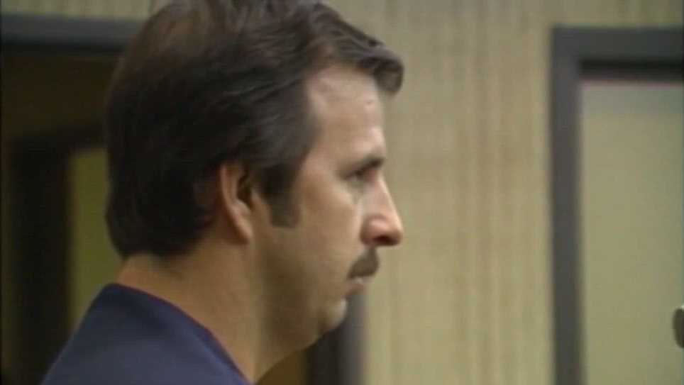 Florida Supreme Court delays execution of former officer over DNA review
