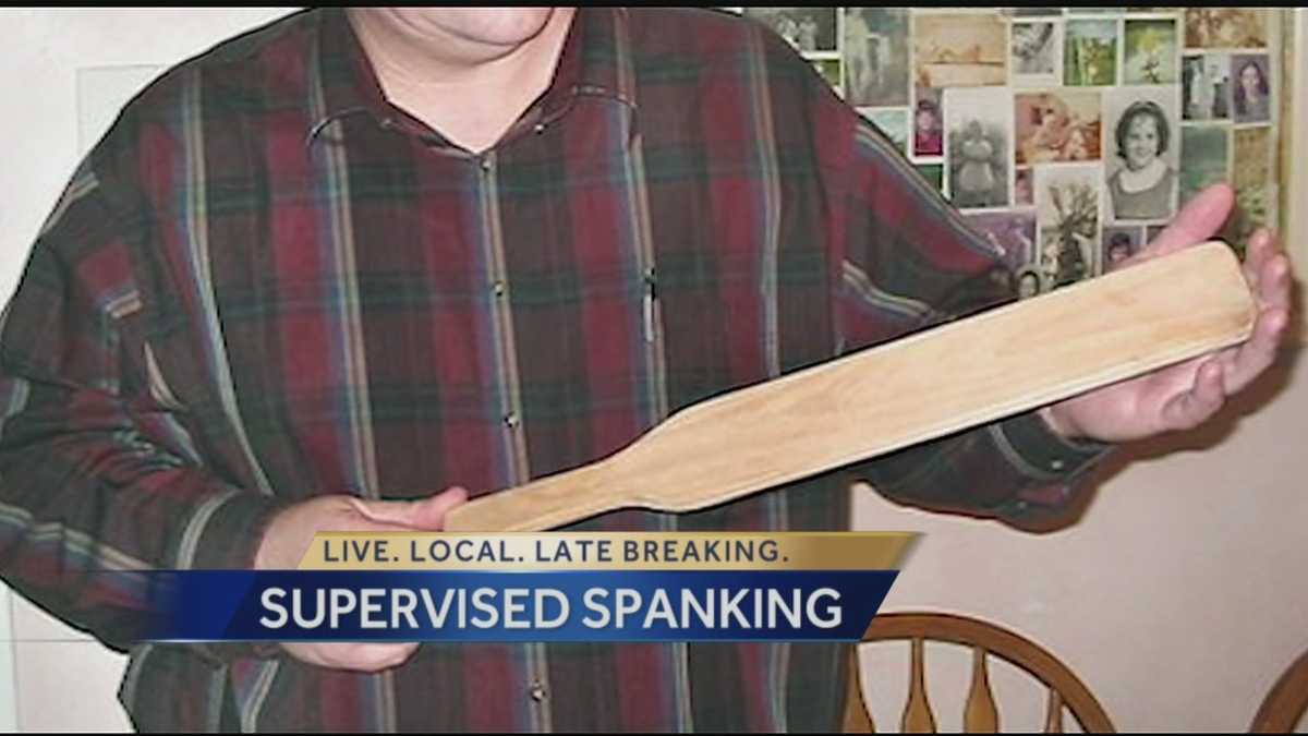 Father in Florida calls the police to supervise him spanking daughter