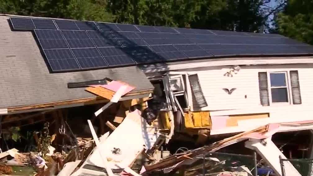 Explosion destroys house in Hampstead