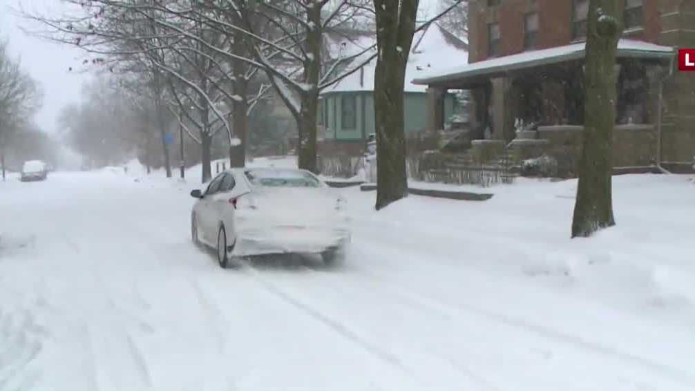 Poor road conditions reported for much of Iowa