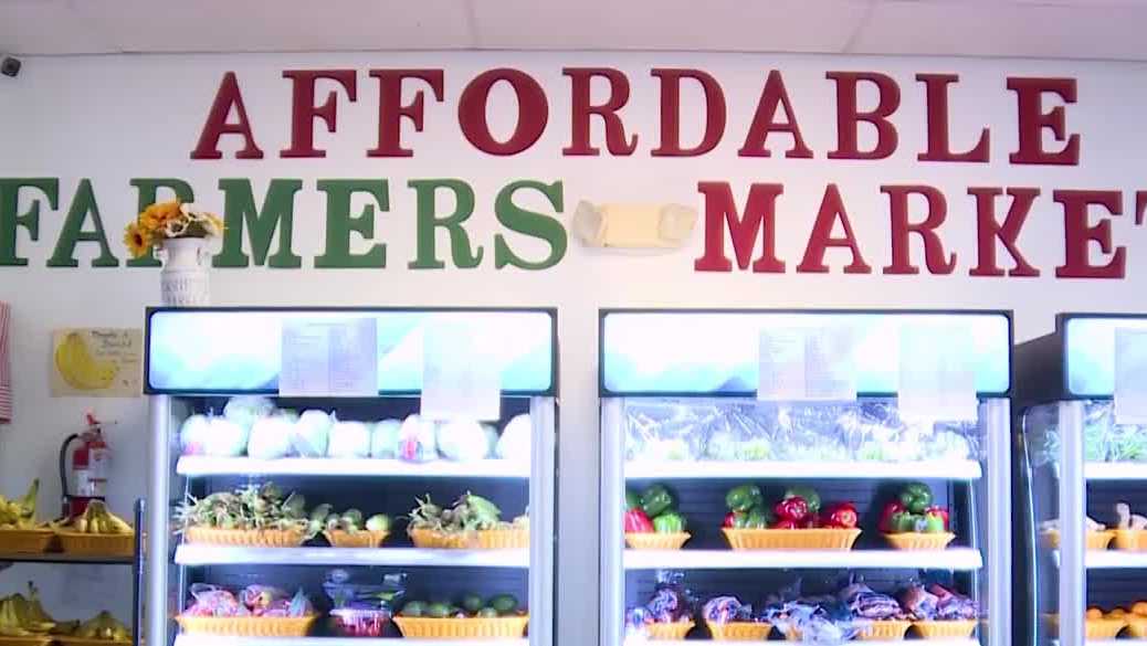 Nonprofit offers affordable farmers market amid ongoing government shutdown