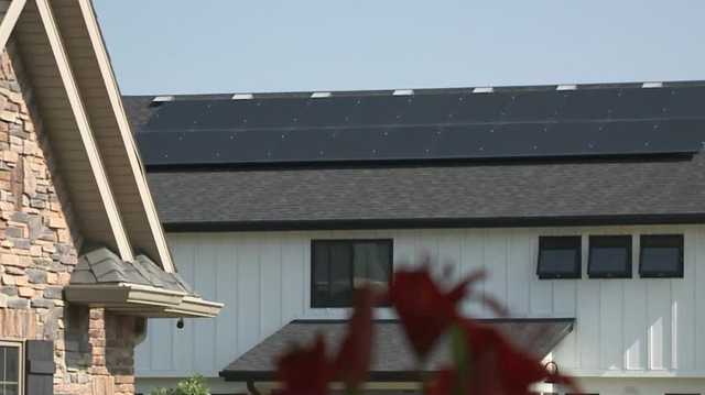 Solar panel installation program helps homeowners save money - Vimarsana News