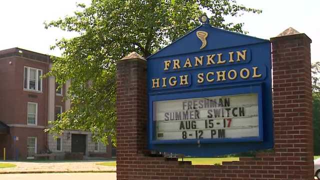 Franklin High School unable to offer some courses due to staffing shortage - Vimarsana News