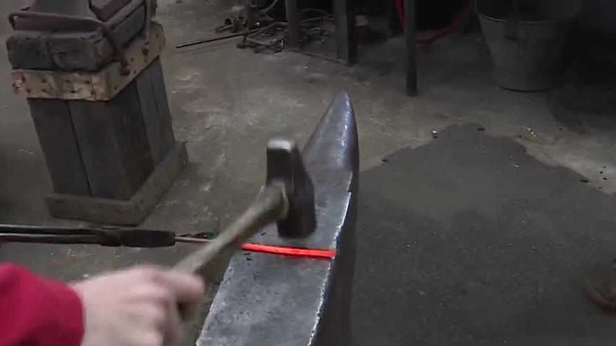 Behind-the-scenes look at winter blacksmithing tradition in Portland