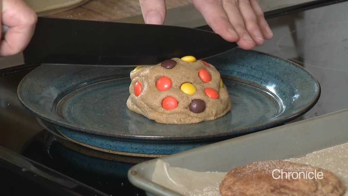 NH Chronicle: Stone House cookie stand on Route 16 in Ossipee
