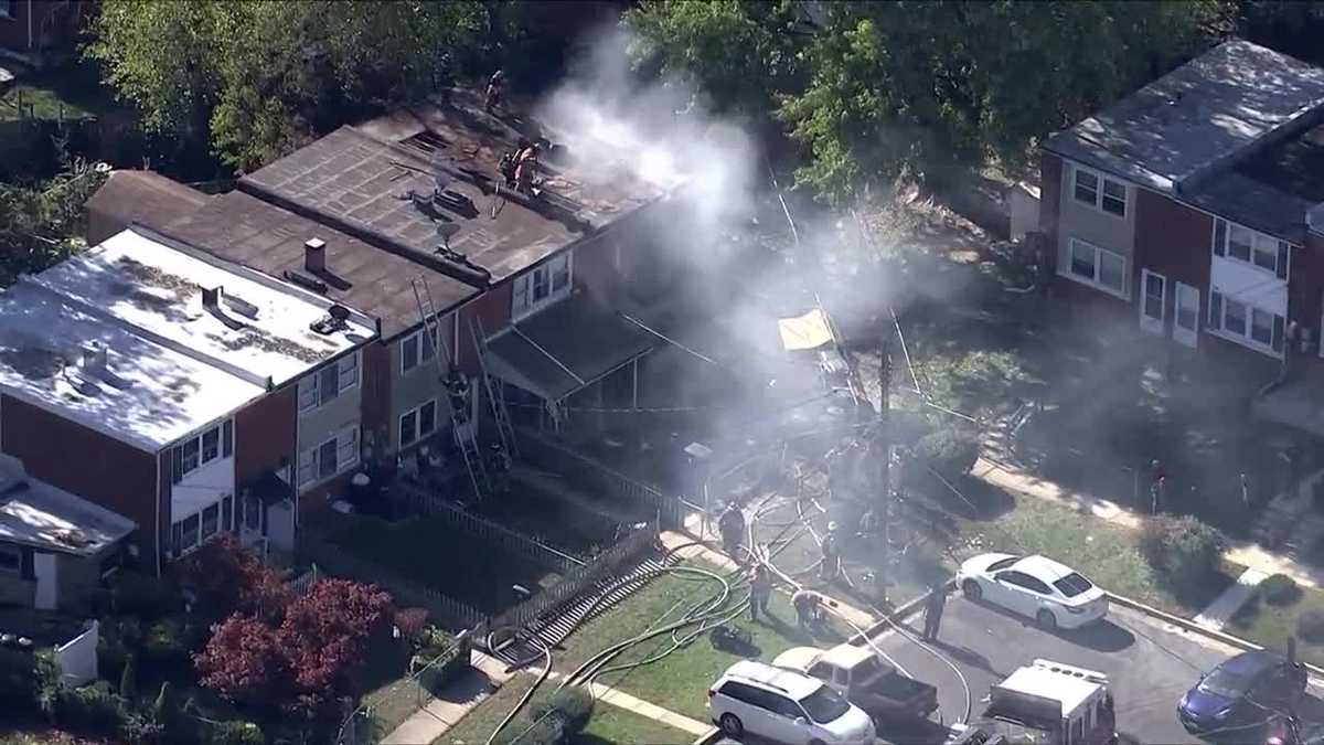 Fire in Lansdowne spreads to several townhomes