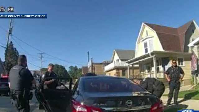 Man leads deputies on chase, blows 5 stop signs with kids in car - Vimarsana News