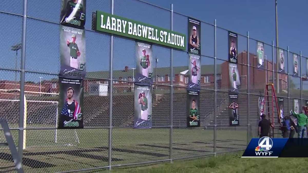 Easley recognizes its senior athletes