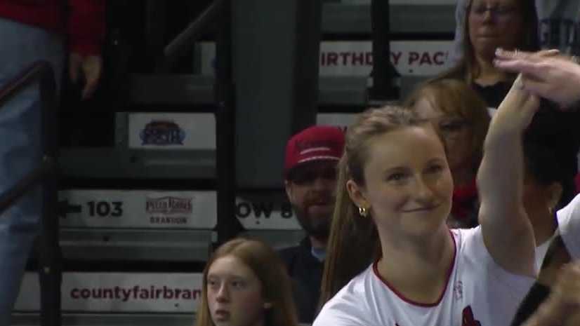 Nebraska volleyball's Bergan Reilly shows out during spring volleyball ...
