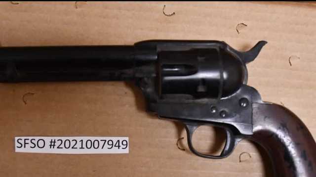 Gun in 'Rust' movie shooting was modified, source says - Vimarsana News