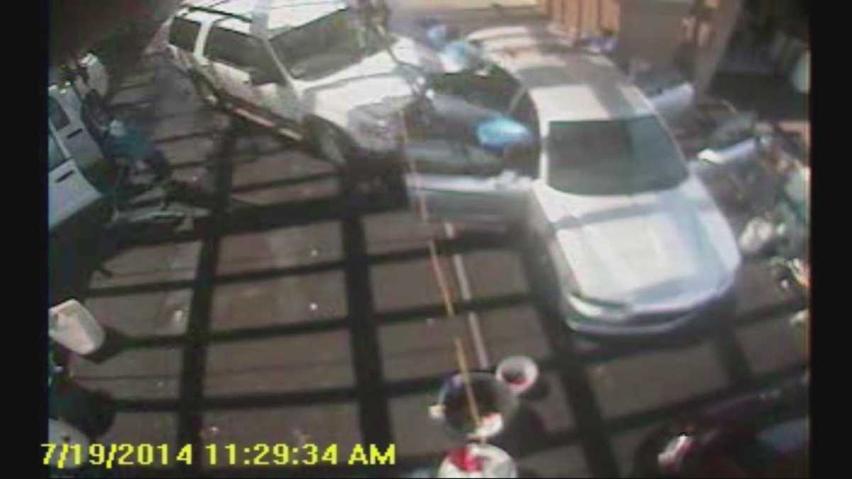 Cause of car wash crash in Northern California remains a mystery