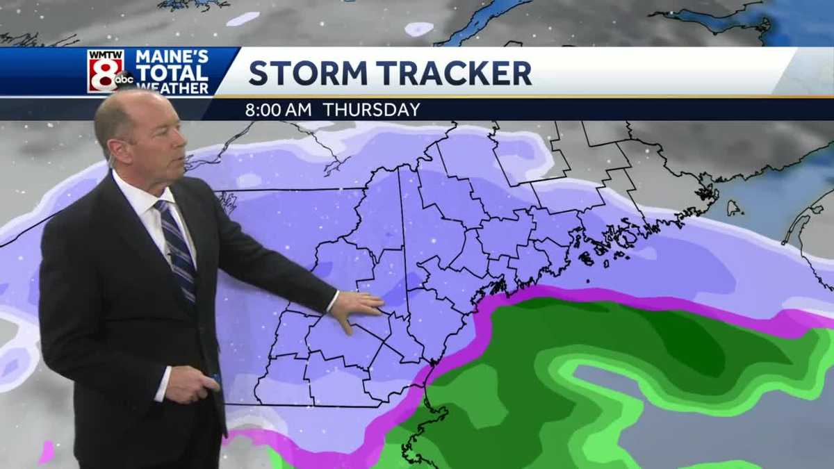 Snow arrives by morning, leading to a messy morning commute.