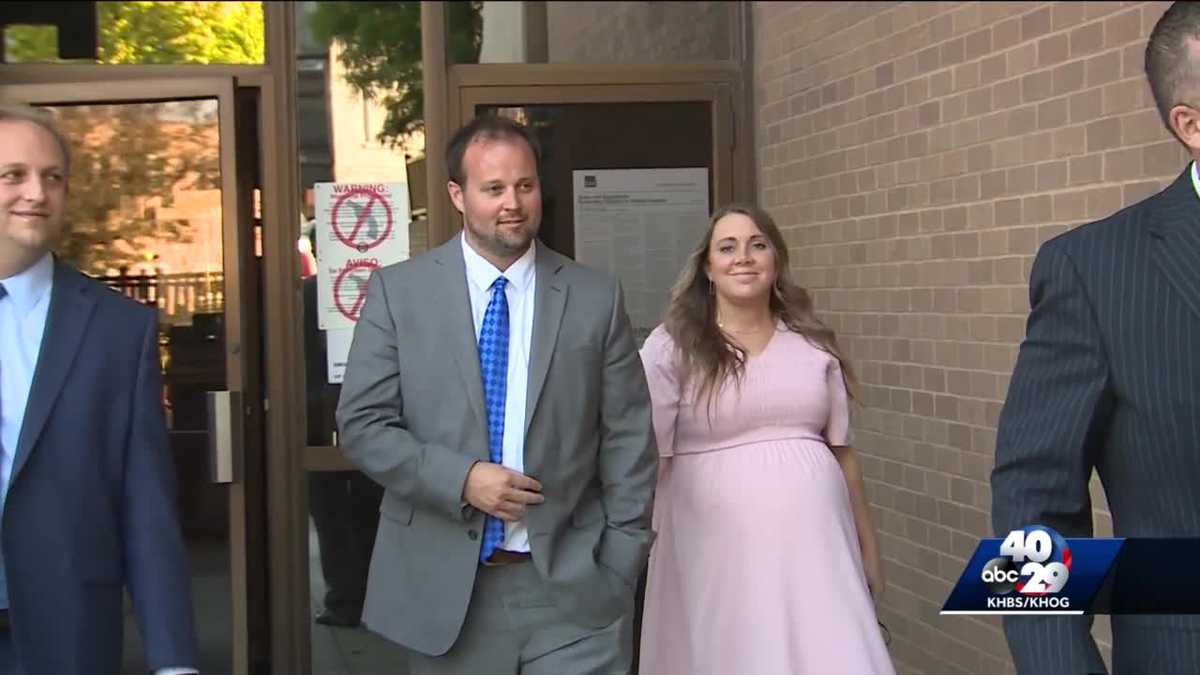 Josh Duggar in court for hearing Josh Duggar in court for hearing