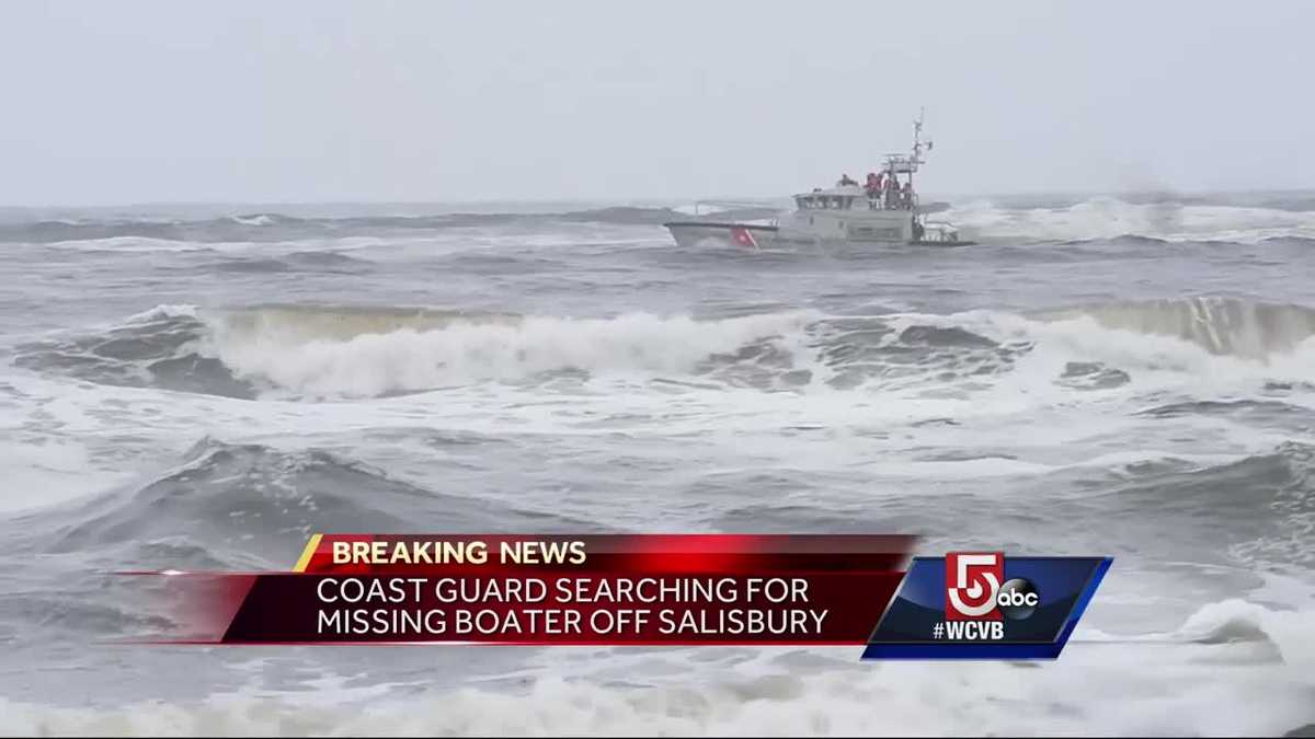 Coast Guard searching for missing boater