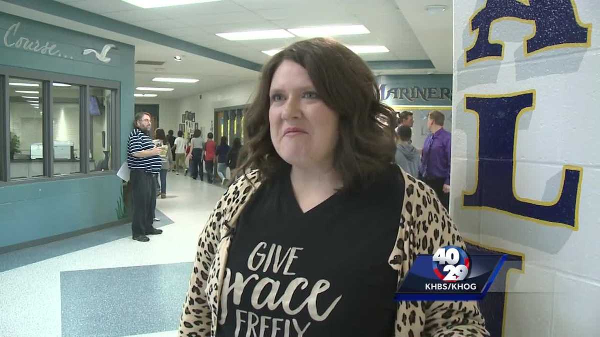 Rogers Teacher Gets $25,000 Surprise