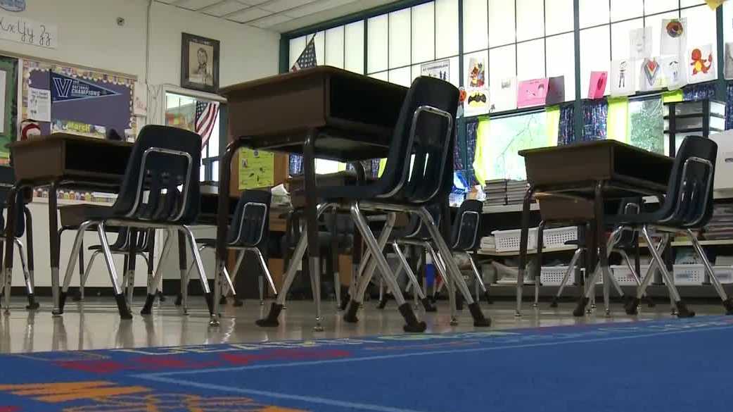 Republican lawmakers agree on school open enrollment bill, but governor has concerns