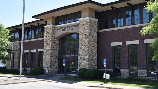 Mountain Brook Schools teacher Nazi salute history lesson - Vimarsana News