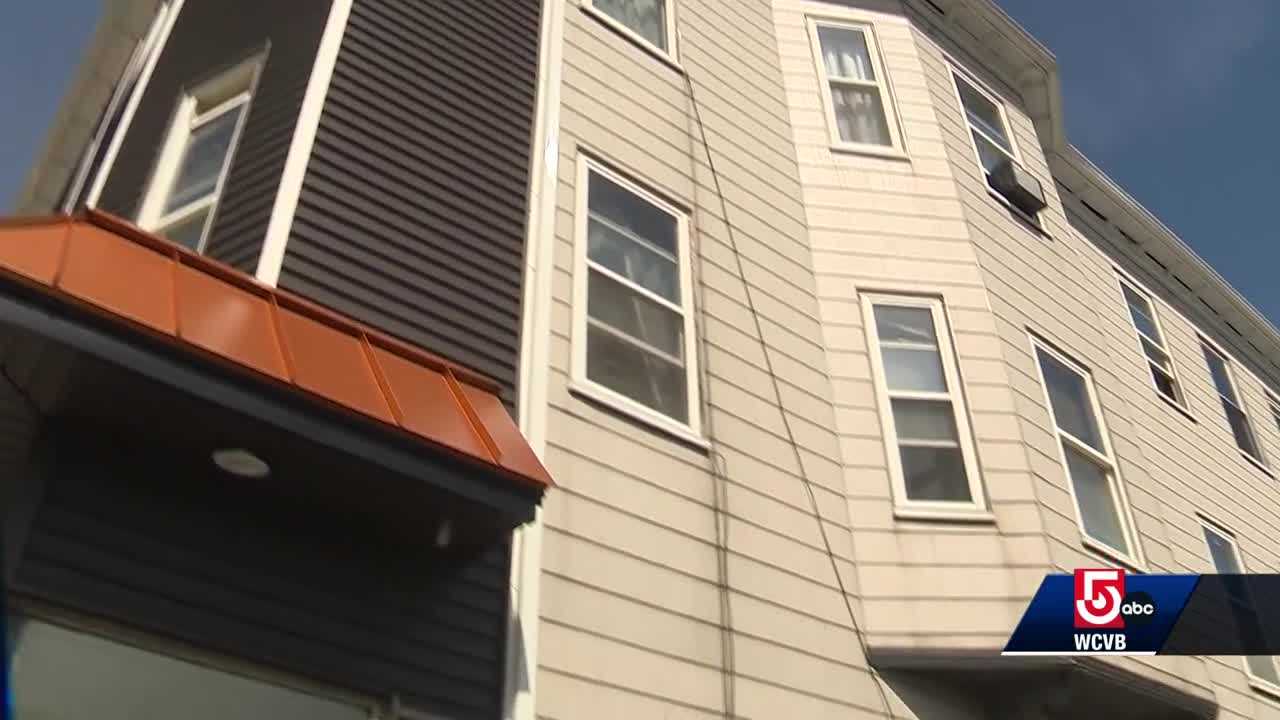 Worcester, Massachusetts, man accused of cutting neighbor's throat with knife during argument - Vimarsana News