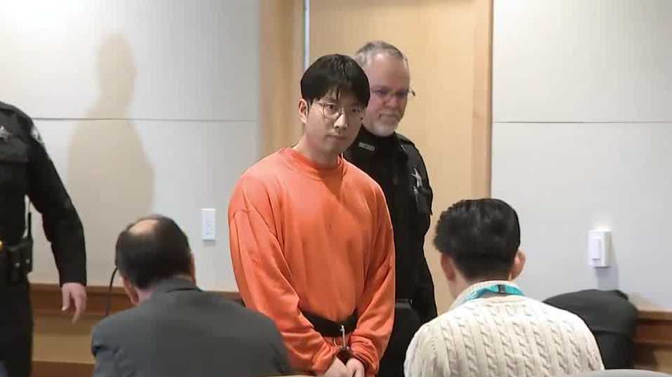 Judge weighs whether prosecutors should turn over more evidence in gift card scam case