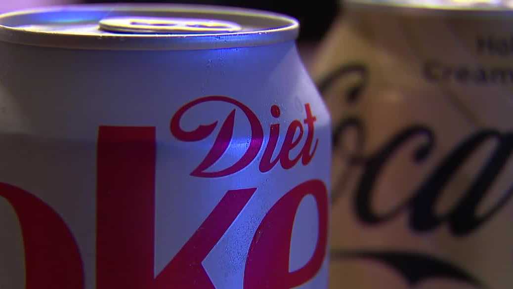Diet soda is gaining popularity, but should you reach for it over regular soda?