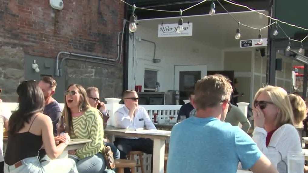 Hit the Decks event draws crowds to Portsmouth NH