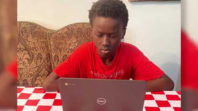 Do Space rolls out 100 laptops to Sudanese community - Vimarsana News