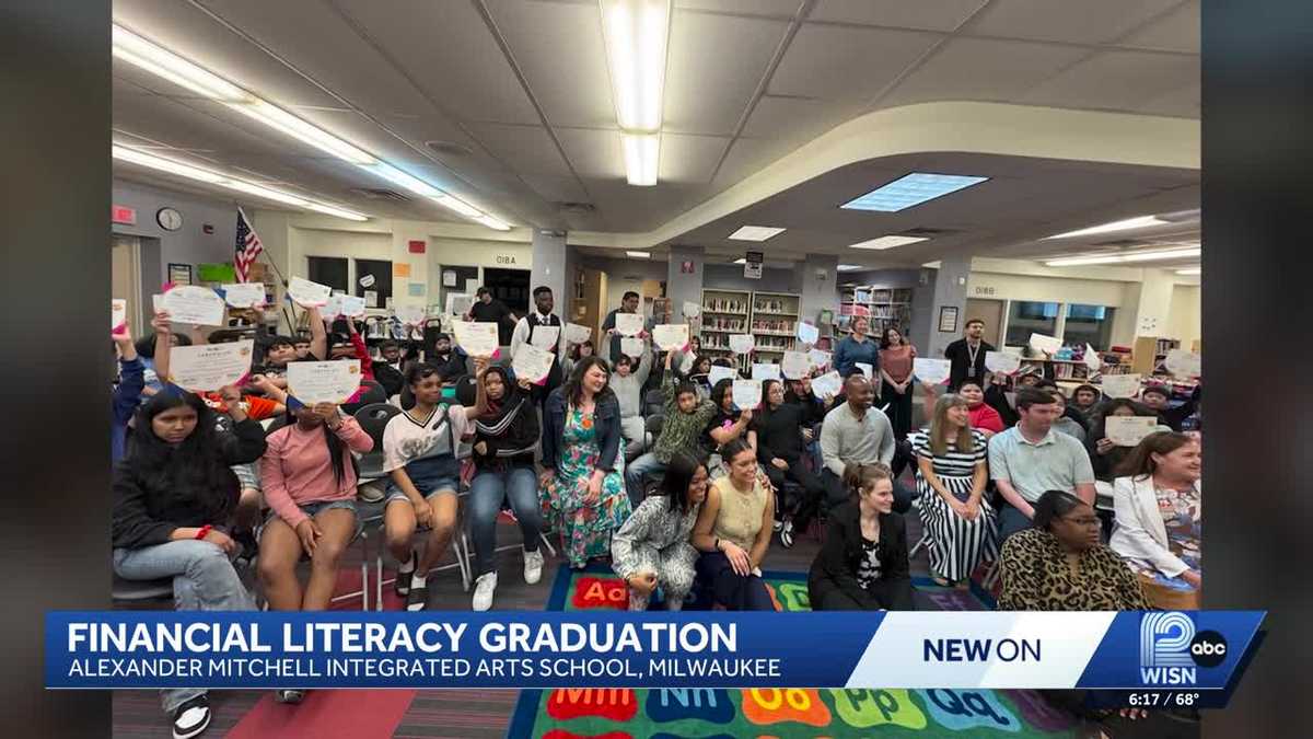Milwaukee sixth graders celebrate financial literacy graduation at Alexander Mitchell Elementary