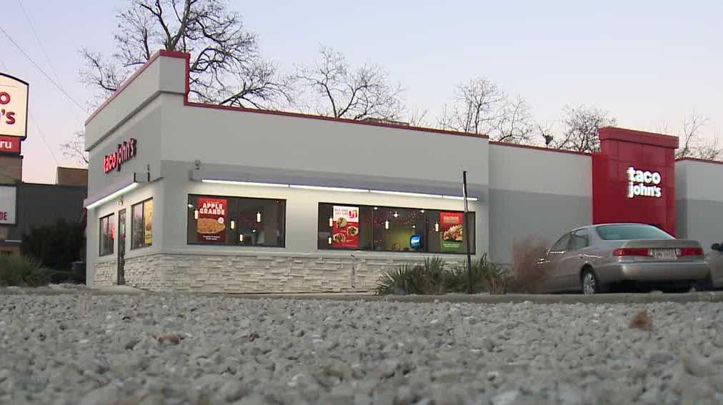 Waukesha Taco John's bans unsupervised kids from restaurant lobby