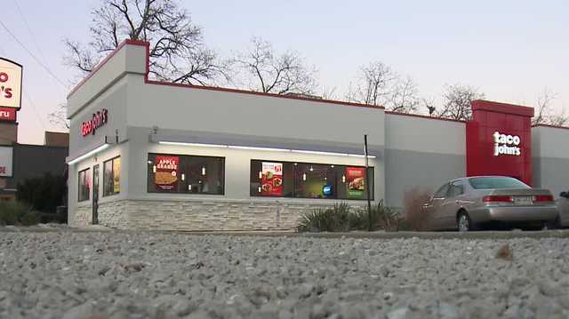 Waukesha Taco John's bans unsupervised kids from restaurant lobby - Vimarsana News