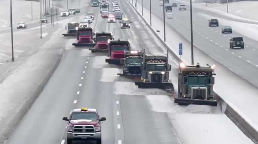 WATCH: 'Synchronized snow plowing' used to clear roads in Kentucky