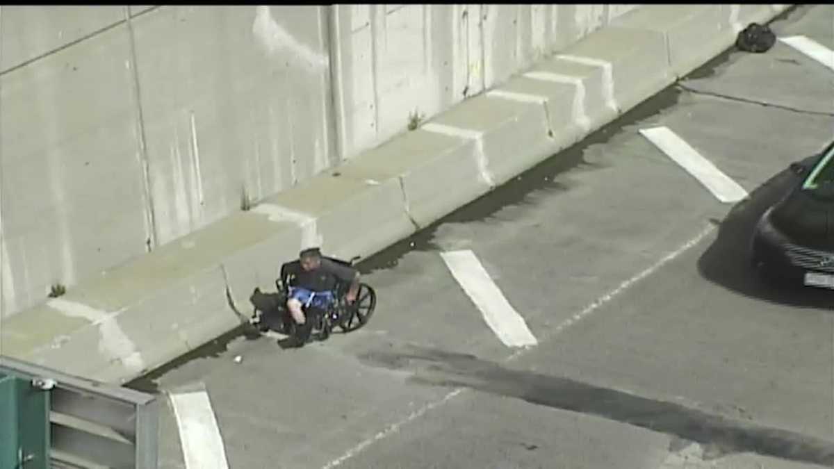 Camera spots man in wheelchair at tunnel on Boston highway