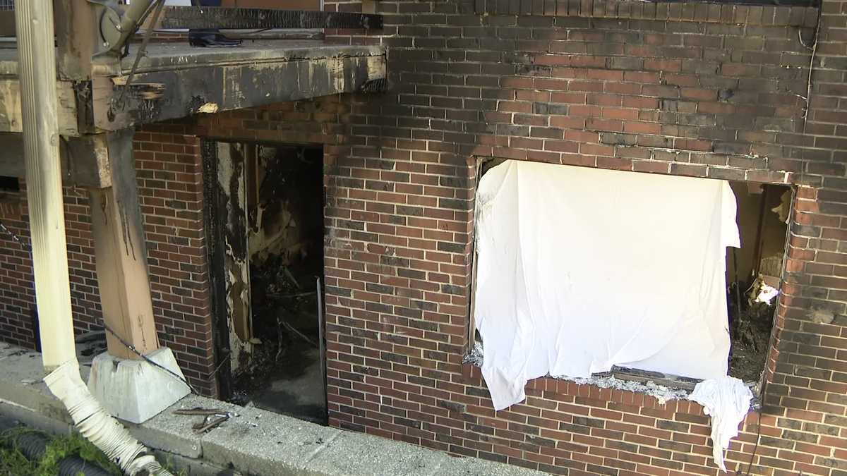 Omaha fatal apartment fire Monday night