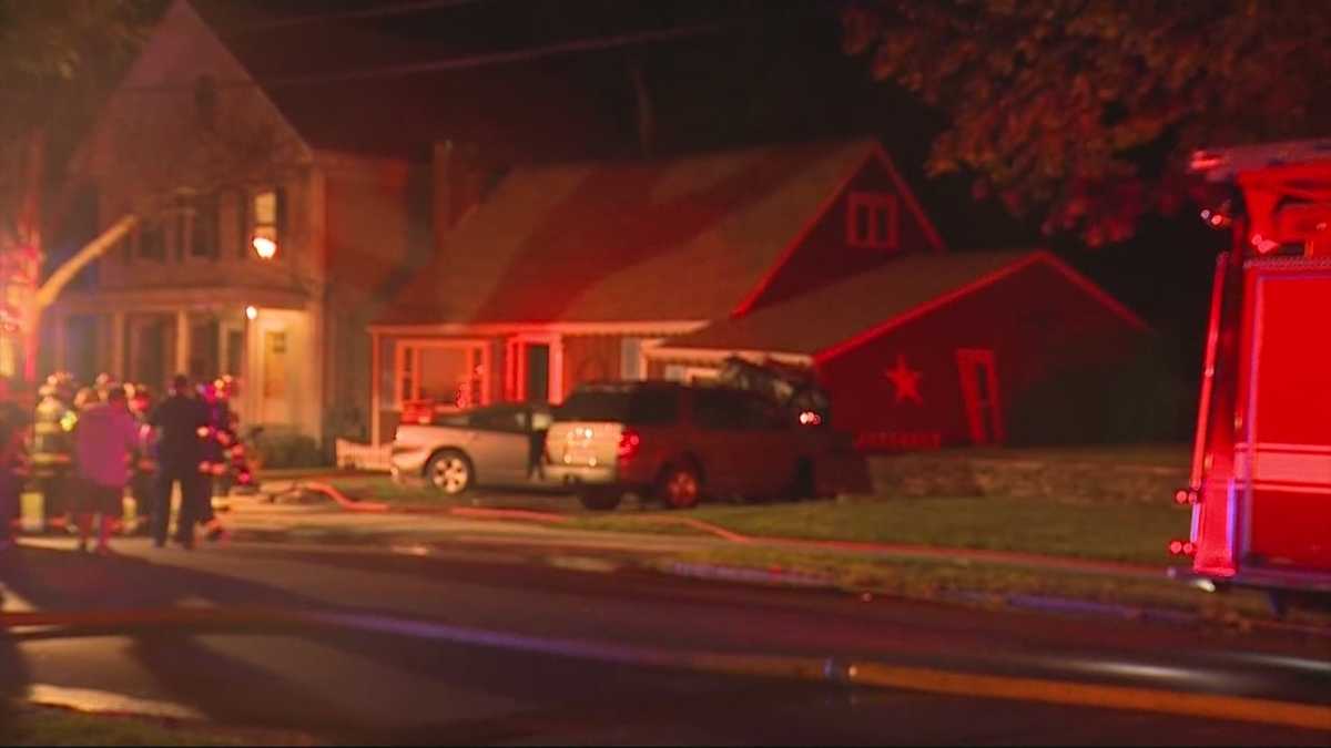 Vehicle crashes into Saugus home after alleged drunk driving crash