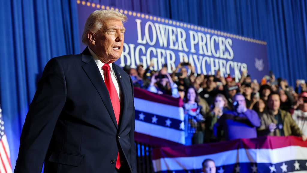 Trump rallies supporters in Iowa as he kicks off early push toward 2026 midterms