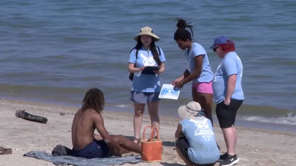 Milwaukee beach ambassadors focus on water safety as head to MKE beaches