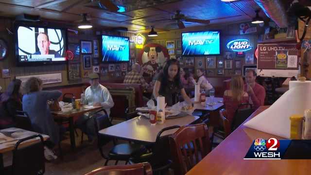 Short-staffed Central Florida bars, restaurants prepare for weekend crowds - Vimarsana News