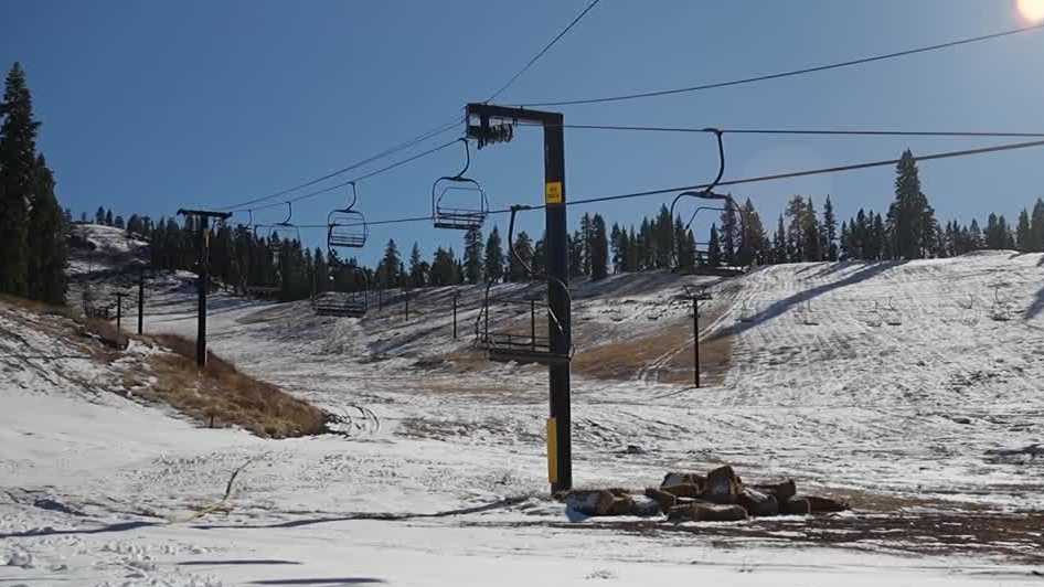 Dodge Ridge Ski Resort uses snow guns to jumpstart season