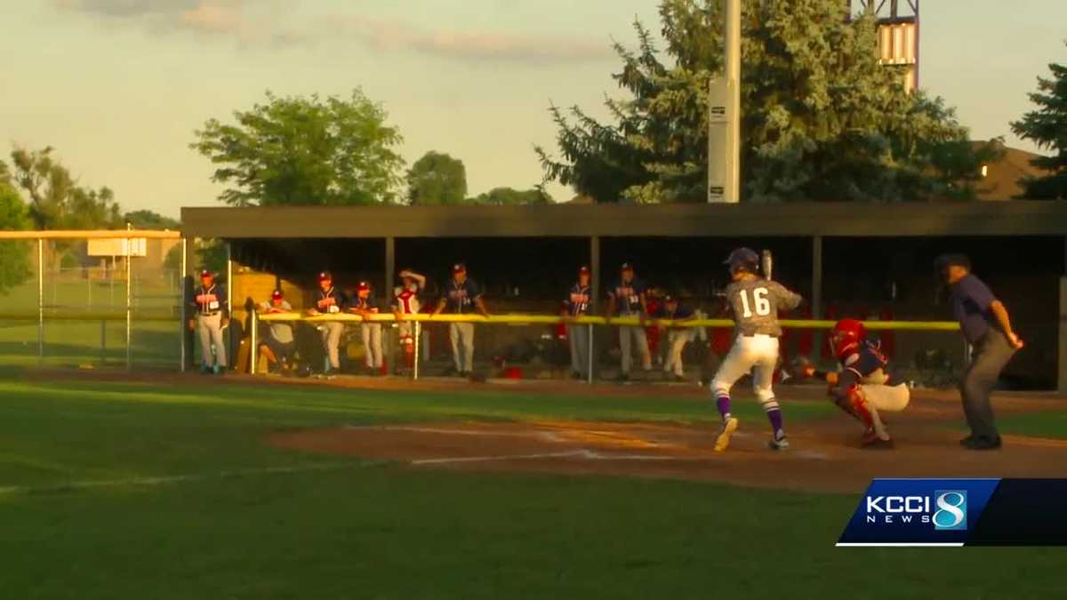 Johnston Baseball Sweeps Marshalltown