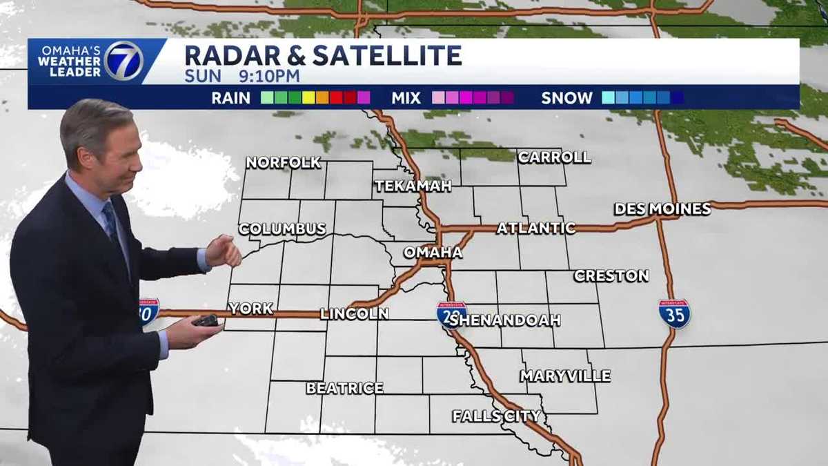Snow late tonight for the Omaha area, just light for the rush our - KETV