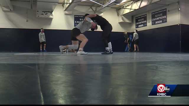 Oak Park has 14 wrestlers qualified for sectionals