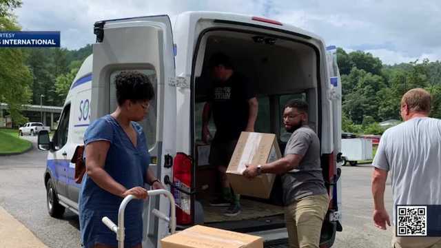 Metro Hall donation drive: Community fills multiple trucks in hours for flood victims - Vimarsana News