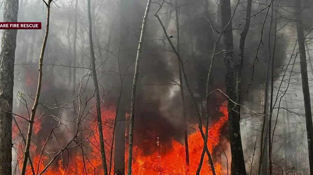 Brush fire spreads seven acres in Weare, New Hampshire